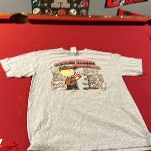 Men’s Charlie Brown Christmas T-shirt, size medium
